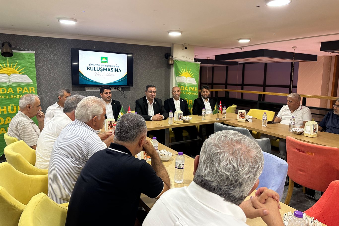 HÜDA PAR Milletvekili Ramanlı, Antalya'da STK Temsilcileriyle buluştu
