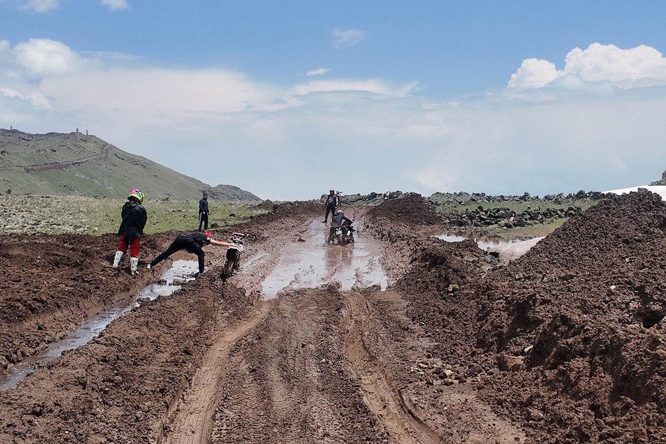 Ağrı Dağı ve Tendürek’te Türkiye Enduro ve ATV Şampiyonası'nda büyük heyecan