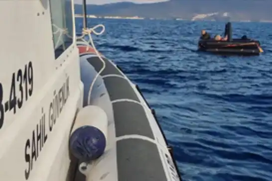 Türkiye rescues 8 more asylum seekers pushed back by Greece in Aegean sea