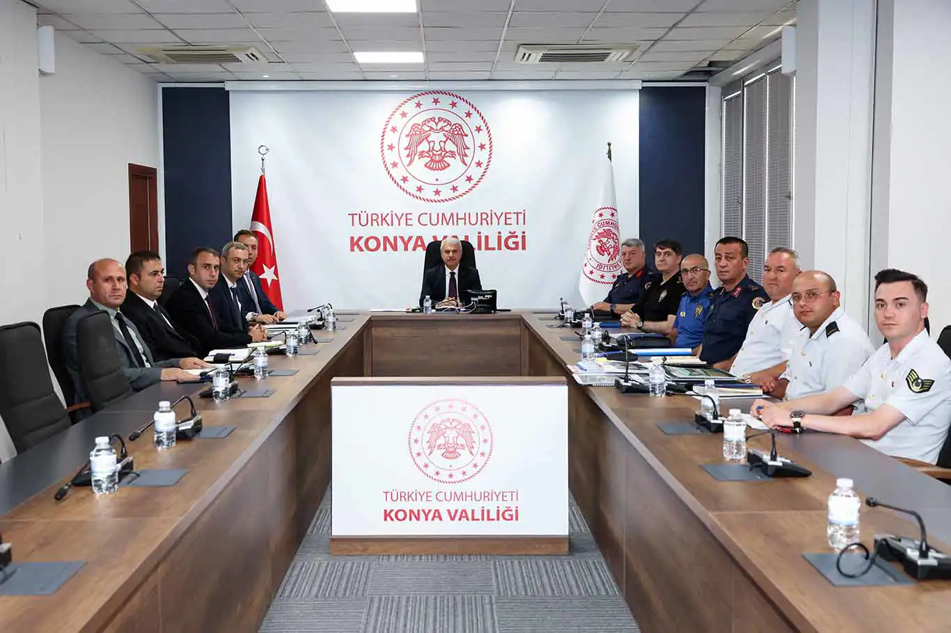 Konya’da içişleri bakanlığı yatırımları masaya yatırıldı