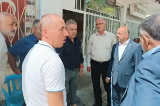 HÜDA PAR Genel Başkan Yardımcısı Şahin Palu'da vatandaş ve esnafın sorunlarını dinledi