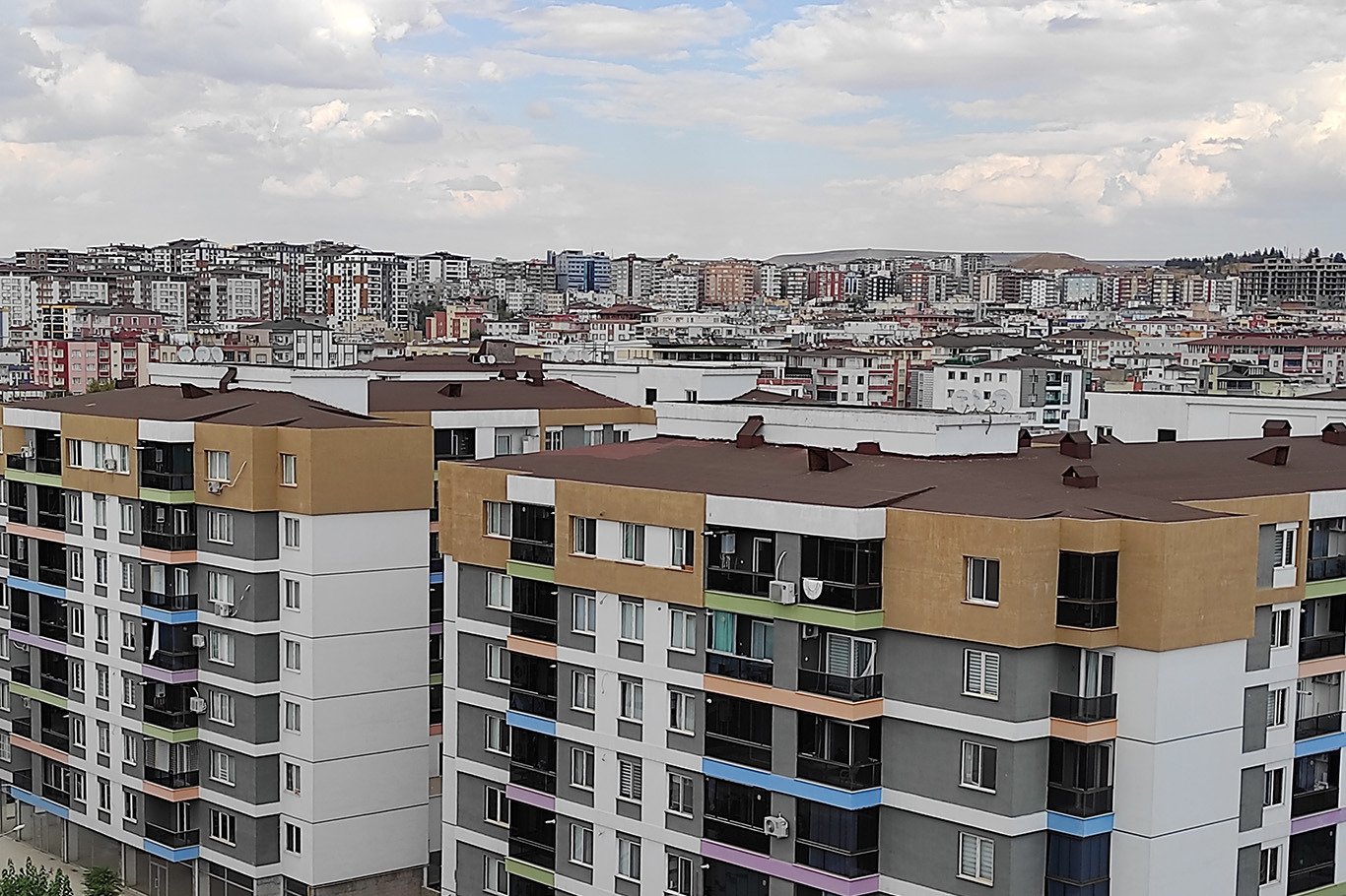 Altındaki dalgalanma konut piyasasını durgunluğa sürükledi