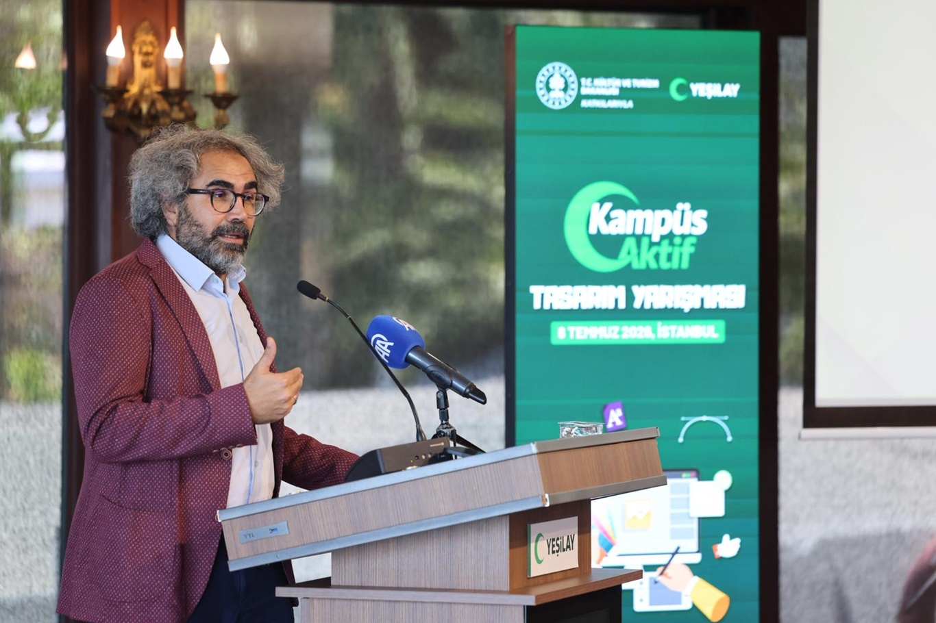 KampüsAktif Öğrenci Tasarım Yarışması'nda dereceye girenler ödüllerini aldı