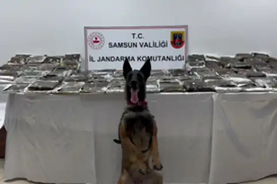 Li Semsûnê di qamyonekê de 132 kîlo esrara toz hat bidestxistin