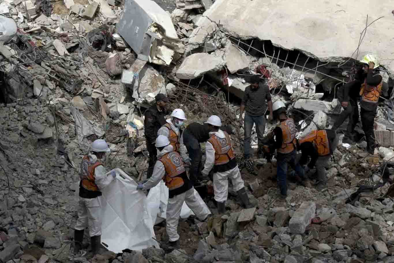 Gazze'de enkazlardan 112 şehidin naaşı çıkarıldı