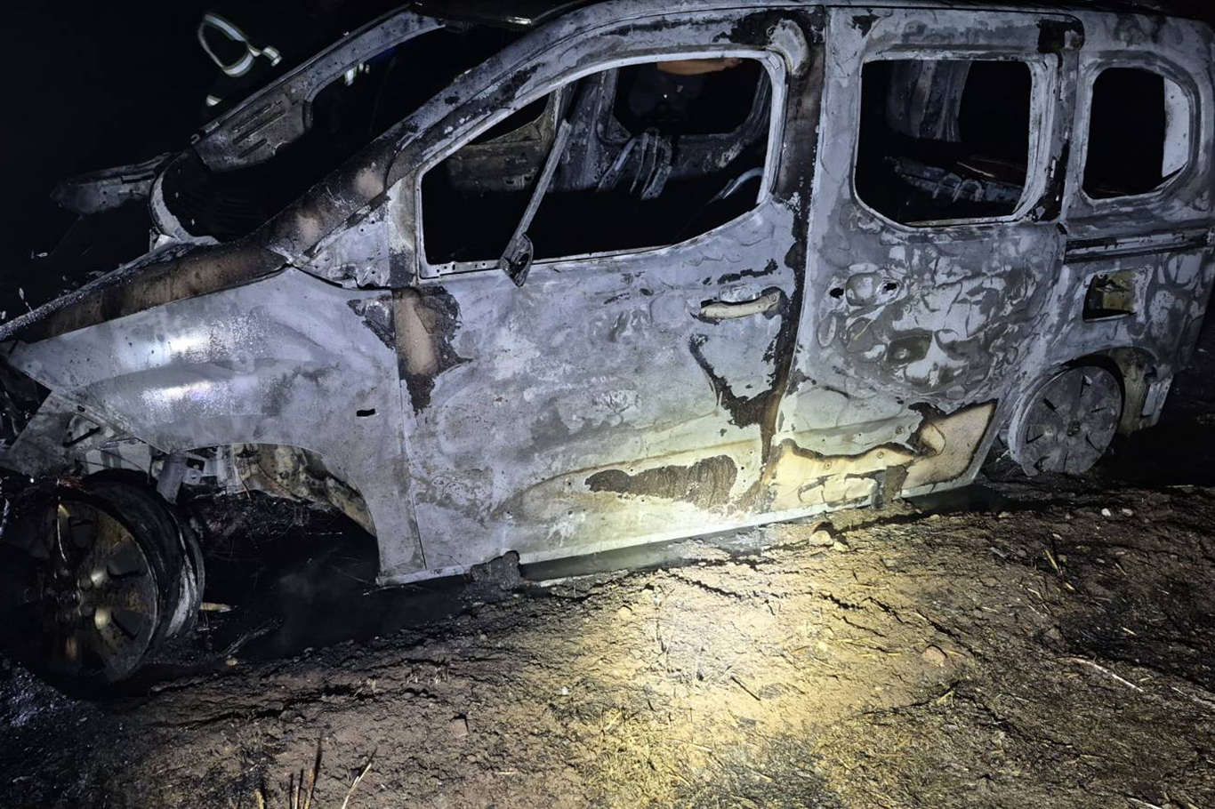 Batman'da yangın paniği: Onlarca dönüm arazi küle döndü
