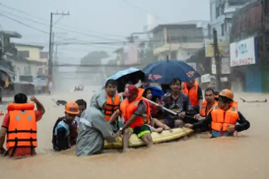 Filipinler'de şiddetli yağışlar 12 kişinin ölümüne yol açtı