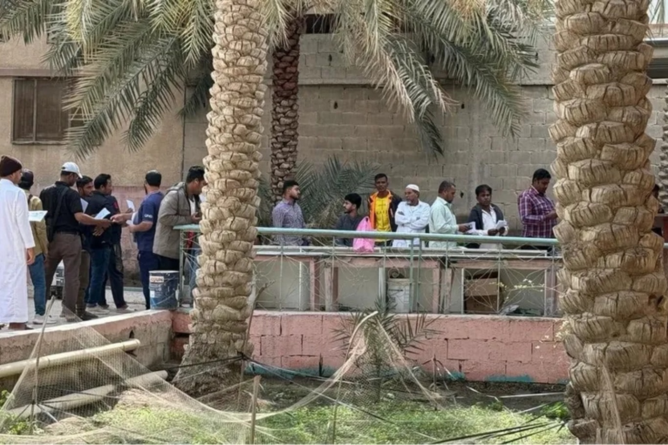 السعودية.. مصرع 16 عاملًا بنغلادشيًا في حريق مصنع للأثاث بالرياض