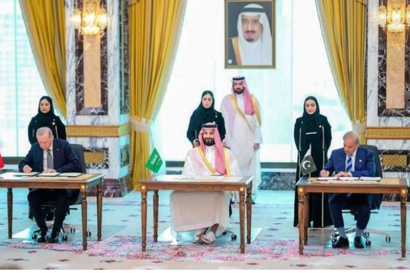 نواب في الأردن يدعون إلى الانضمام للتحالف الدفاعي الثلاثي