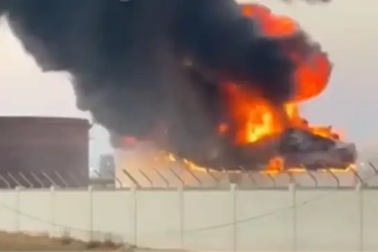 Libya'da petrol rafinerisinde yangın