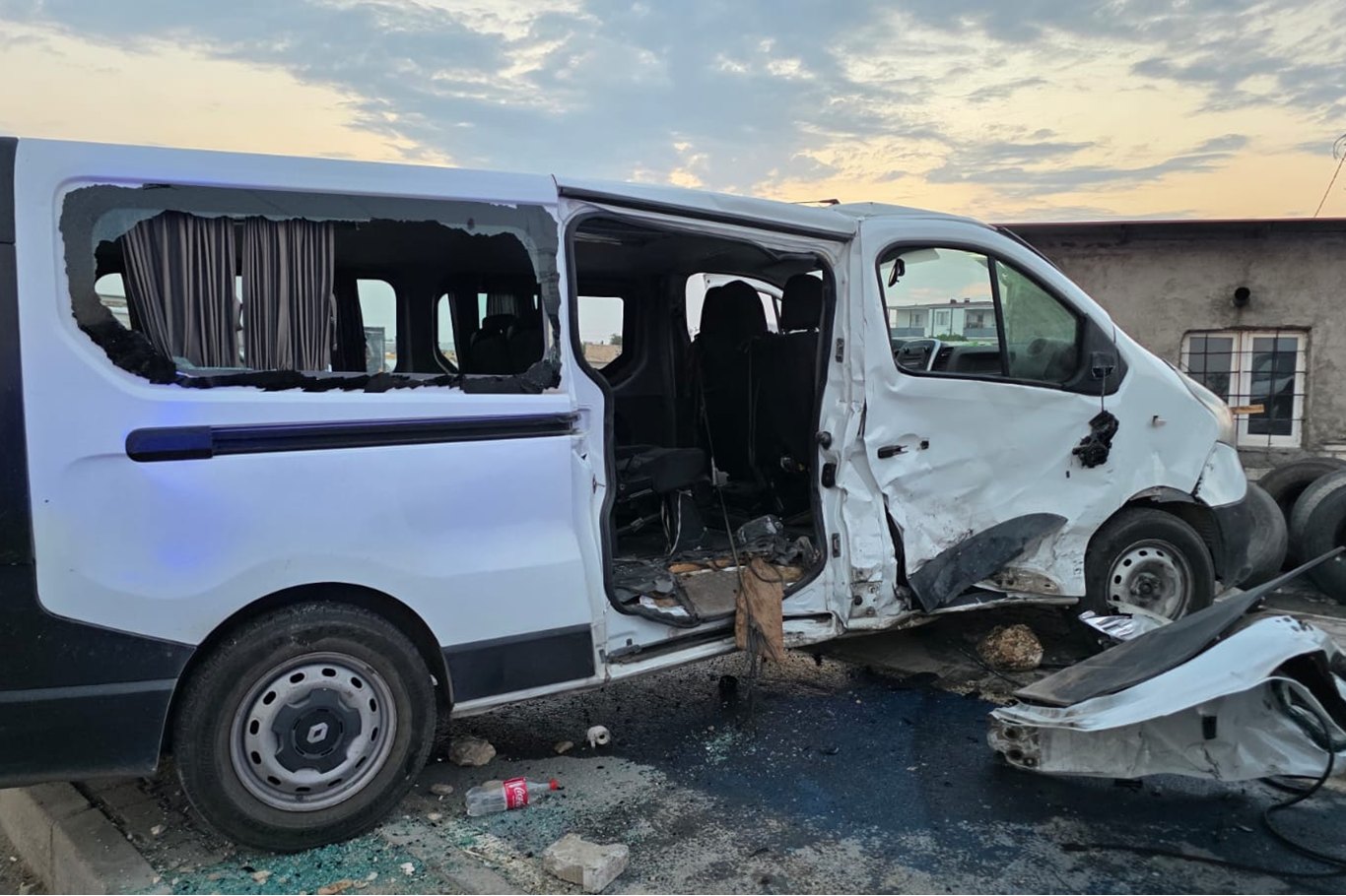 Li Êlihê du mînîbus li hev ketin: 9 birîndar