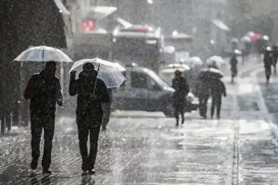 Marmara ve Karadeniz için kuvvetli rüzgar ve sağanak uyarısı