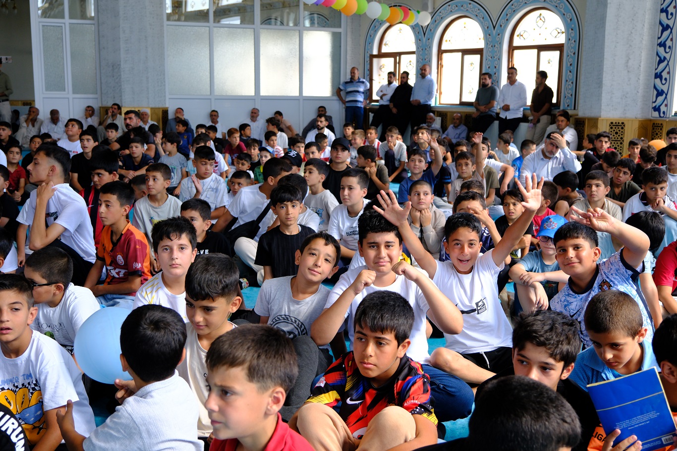 Tuşba’da yaz Kur’an kursları yoğun bir katılımla sona erdi