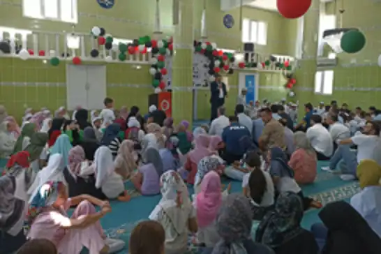 Yaz Kur'an Kursları kapanış töreni düzenlendi