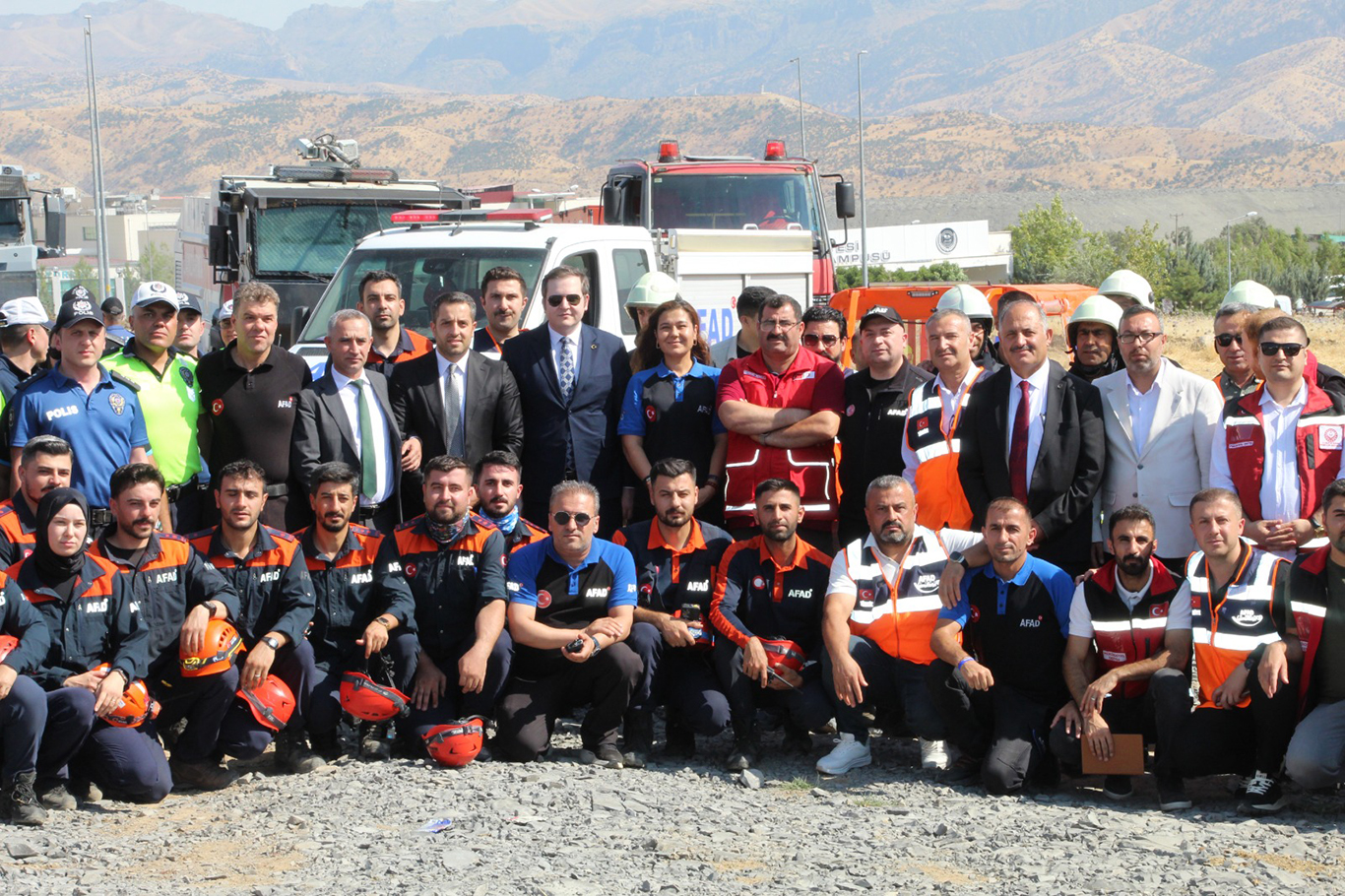 ŞIRNAK’TA TAMP KAPSAMINDA 23 KURUM VE 205 PERSONELLE AFET TATBİKATI YAPILDI