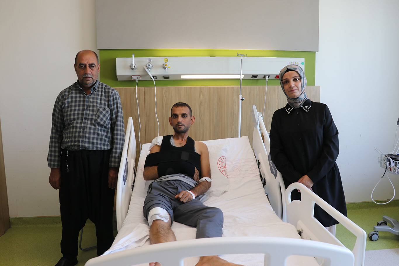 Gaziantep'te dizden alınan kıkırdakla omuz eklemi tedavi edildi
