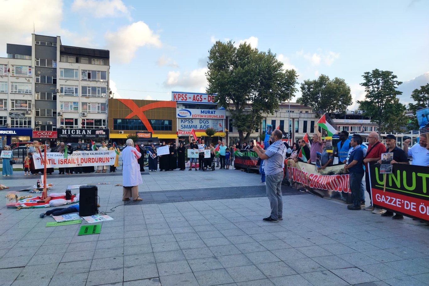 Sakarya'daki STK'lardan Filistin Konvoyu'nun sınırın Irak tarafından bekletilmesine tepki