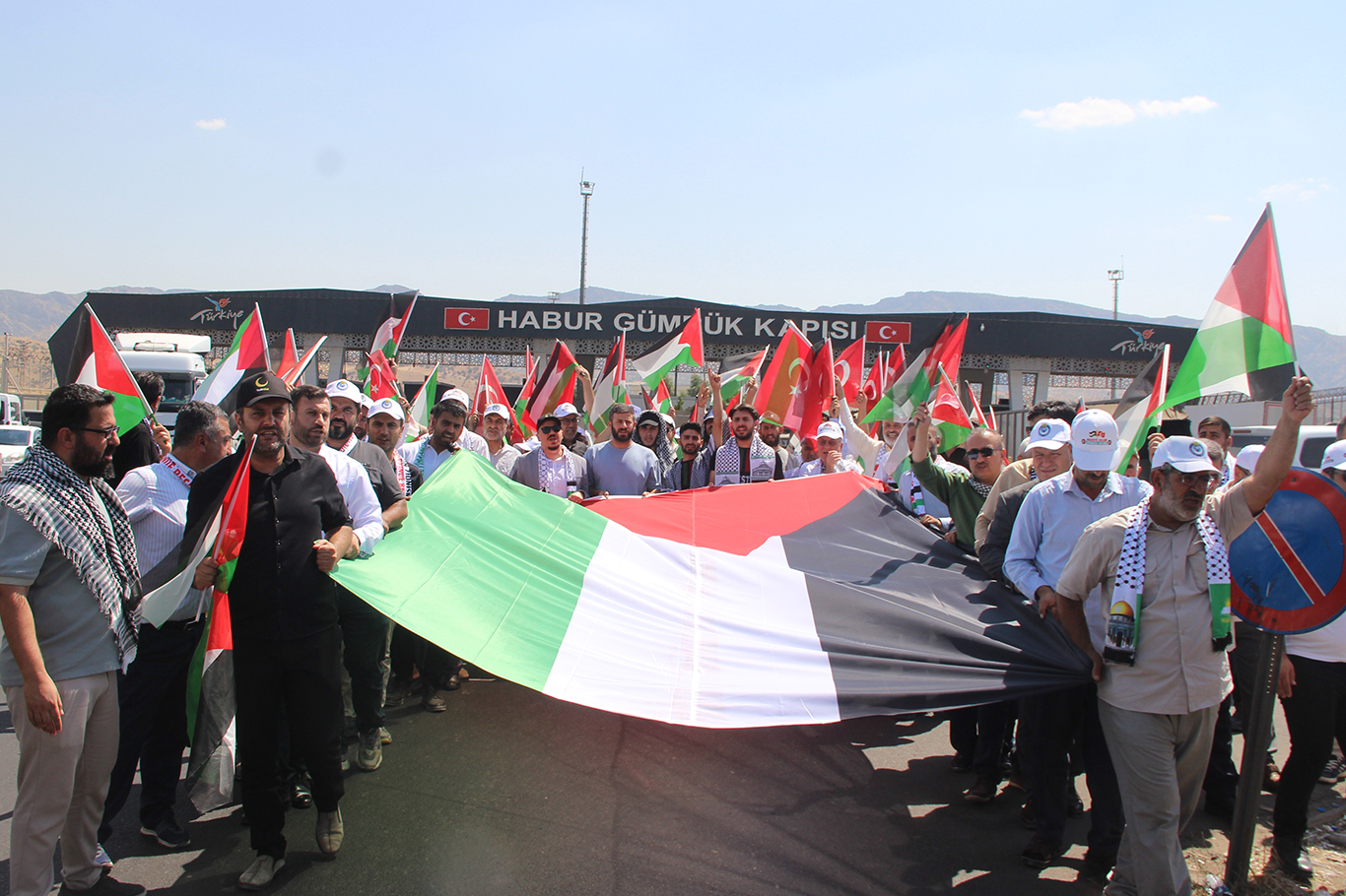 KONVOYUN BEKLETİLMESİ SELAHADDİN EYYUBİ TORUNLARINI RAHATSIZ EDİYOR