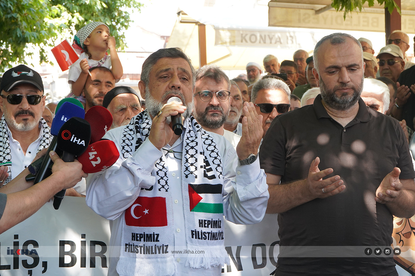 Thousands in Konya urge authorities to clear the way for Palestine Convoy