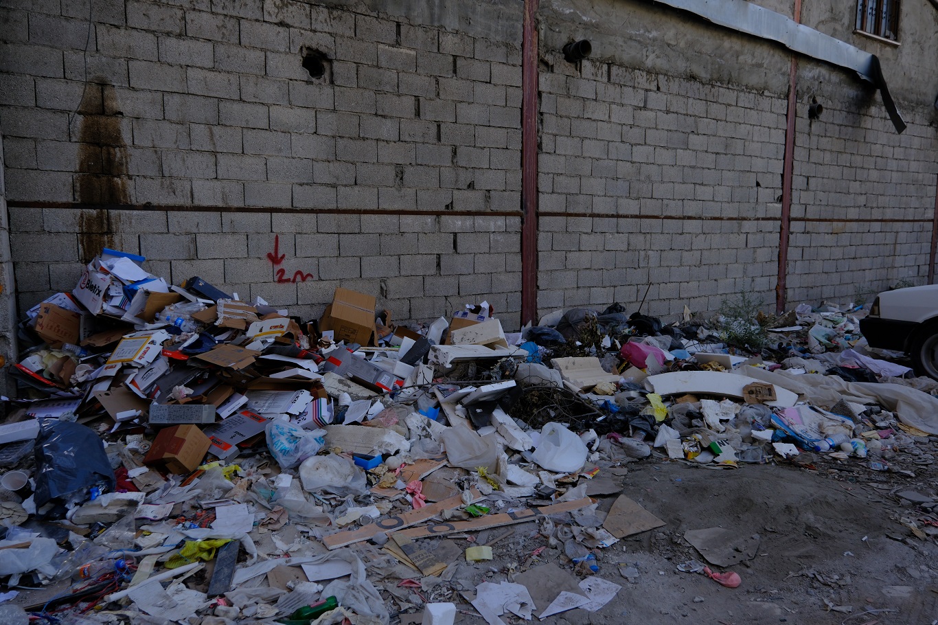 HÜDA PAR Van İl Başkanlığı, yıllardır mülkiyet sorunu yaşayan esnaflarla bir araya geldi
