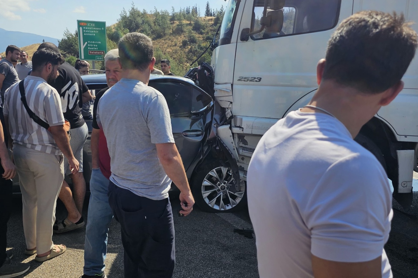 Bursa’da trafik kazası: 1 ölü, 2 yaralı
