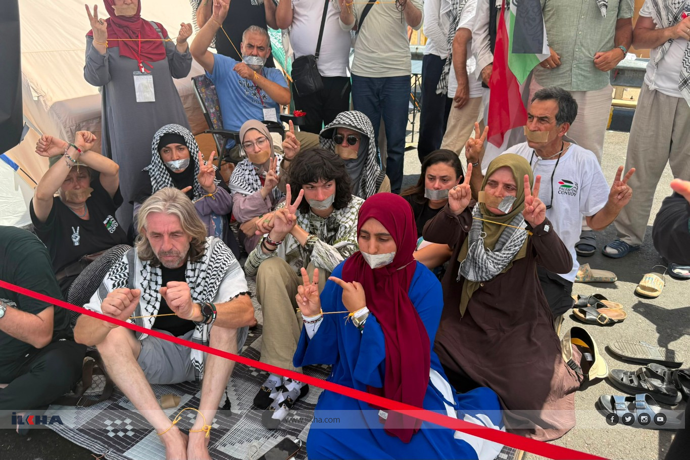 Palestine Convoy launches hunger strike after being blocked at Iraq border  