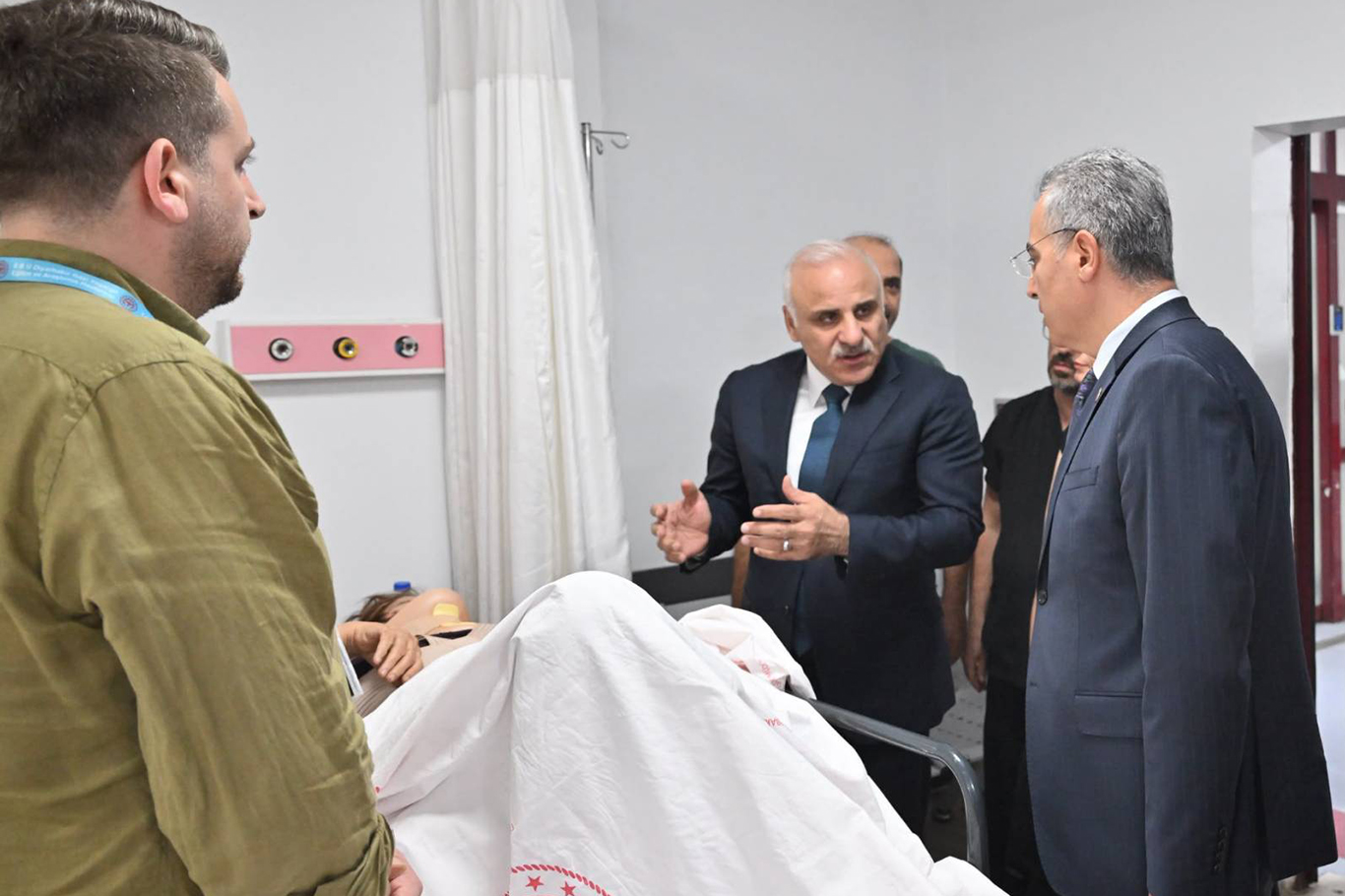Diyarbakır Valisi Zorluoğlu'ndan Lice'deki feci kazaya ilişkin açıklama