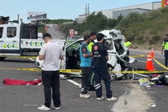 Kuzey Marmara Otoyolu Uskumruköy'de kaza; 3 ölü, 5 yaralı