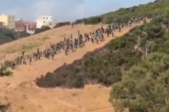 Fas'ta Ceuta'ya geçmeye çalışan 294 düzensiz göçmen gözaltına alındı