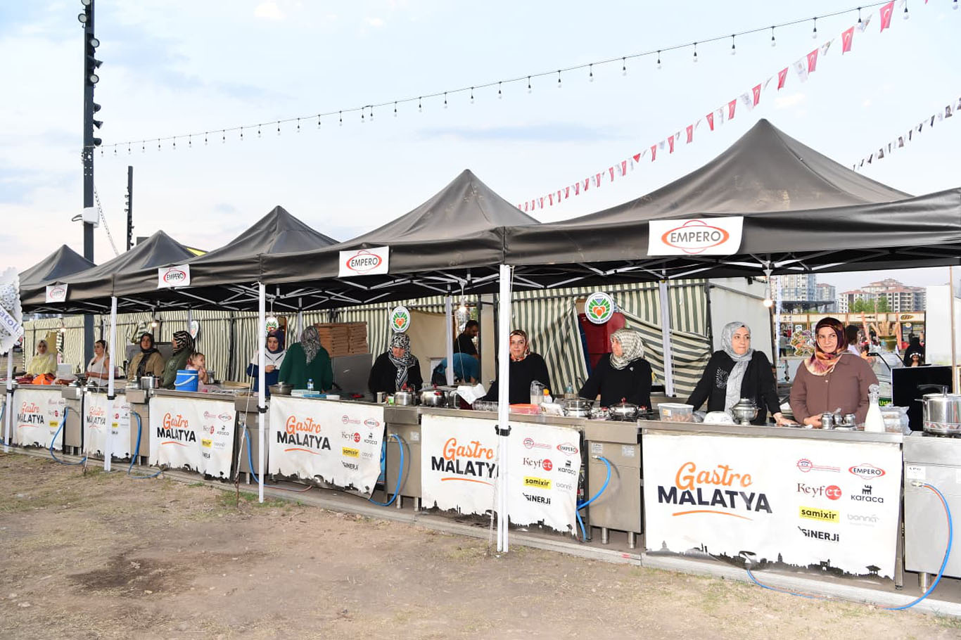 Malatya gastronomi festivali yüzbinlerce ziyaretçiyi ağırladı