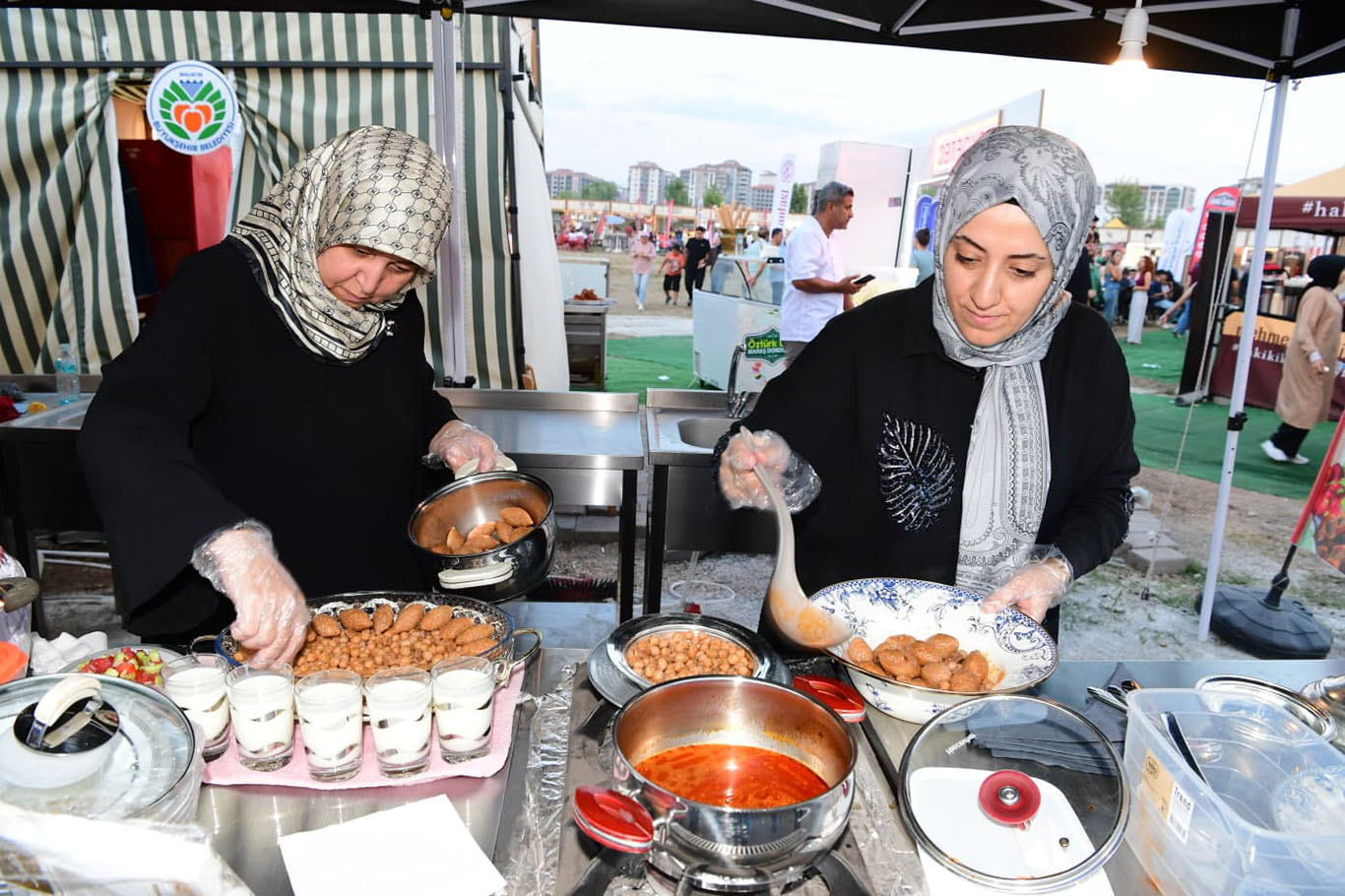 Malatya gastronomi festivali yüzbinlerce ziyaretçiyi ağırladı