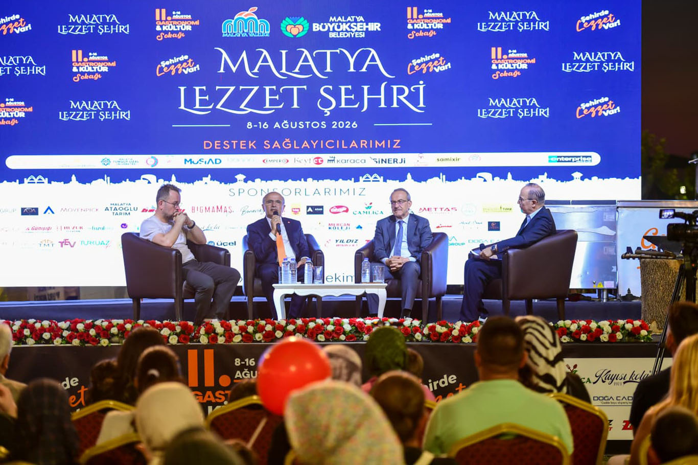 Malatya gastronomi festivali yüzbinlerce ziyaretçiyi ağırladı