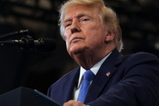 Trump'tan Hürmüz Boğazı için yeni tehdit: Umman'ı bombalarız