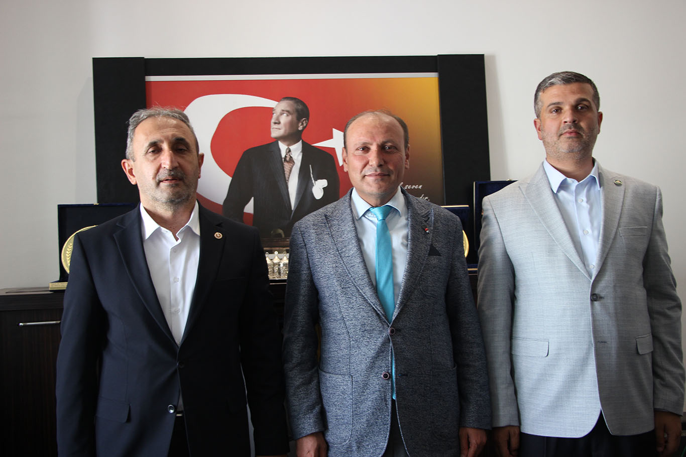 HÜDA PAR Milletvekili Demir, Gaziantep'te çeşitli ziyaretlerde bulundu