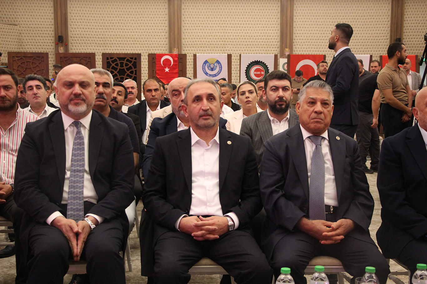 HÜDA PAR Milletvekili Demir, Gaziantep'te çeşitli ziyaretlerde bulundu
