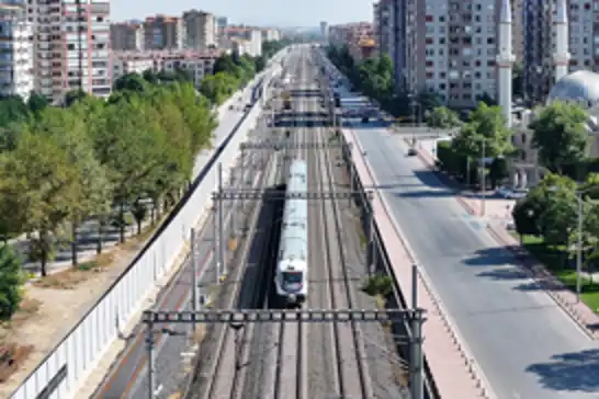 Konya'da 16 yeni banliyö aracı hizmete giriyor