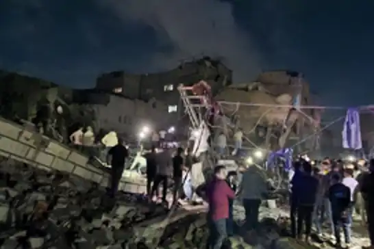 Siyonist işgal rejiminin saldırıları sonucu Gazze'de 2'si çocuk 8 kişi şehit oldu