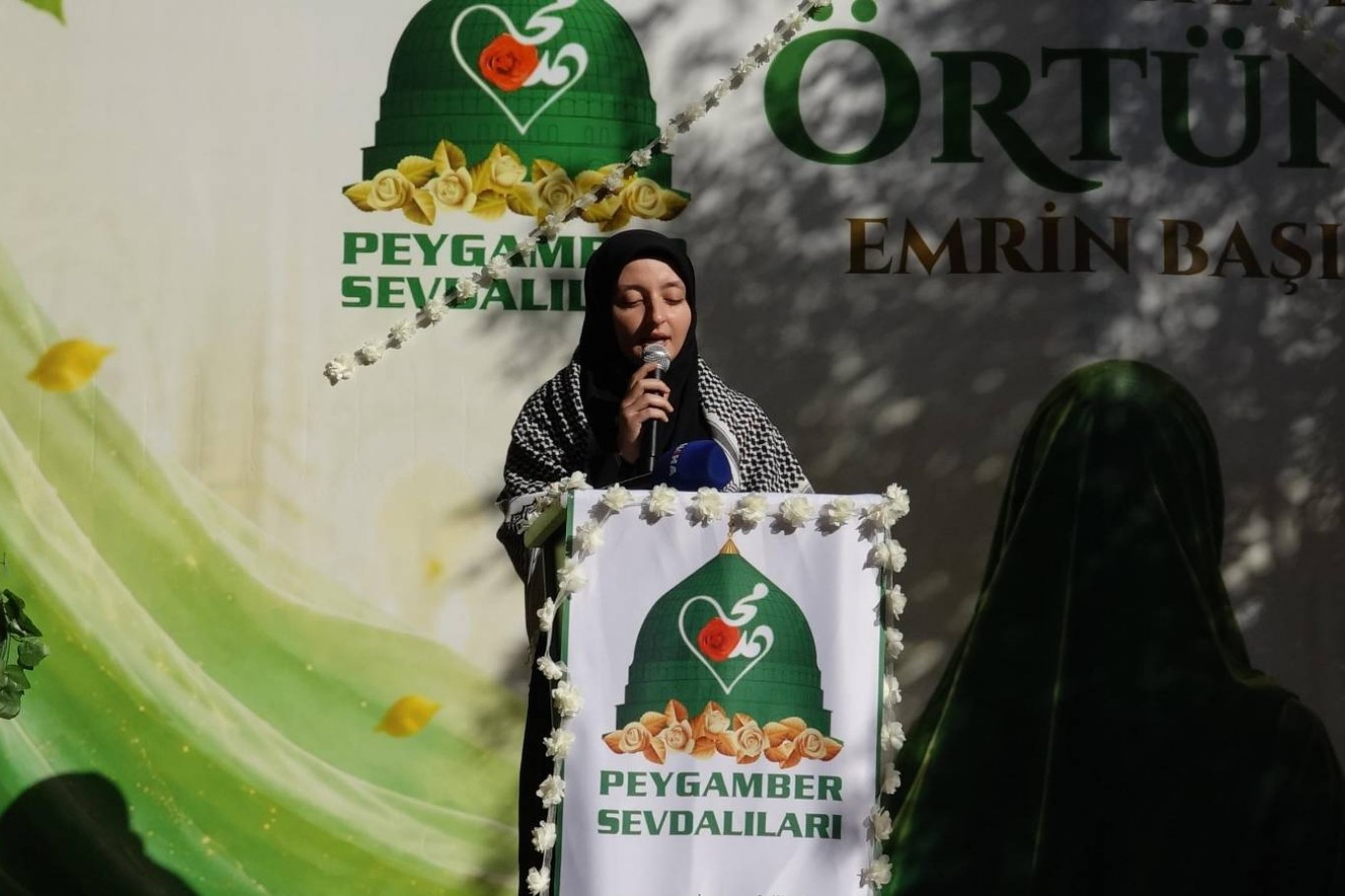 Elif Önen 