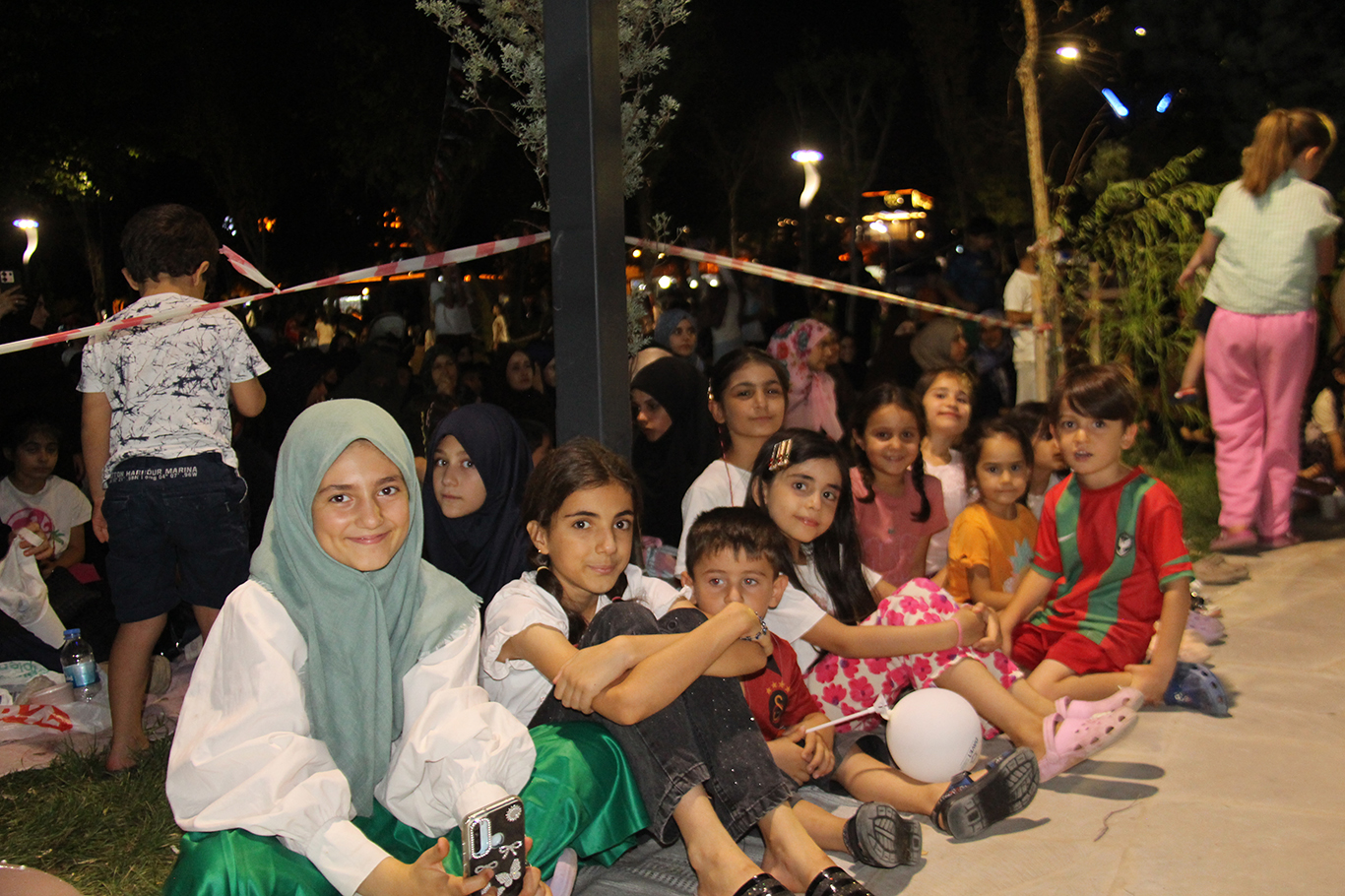 Davet ve Gençlik Hareketi Kayapınar'da park etkinliği düzenledi