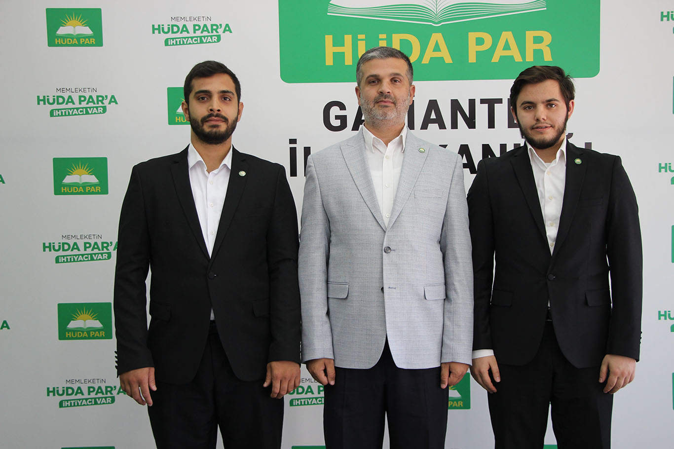 HÜDA PAR Gaziantep'te gençlik teşkilatlarında görev değişimi