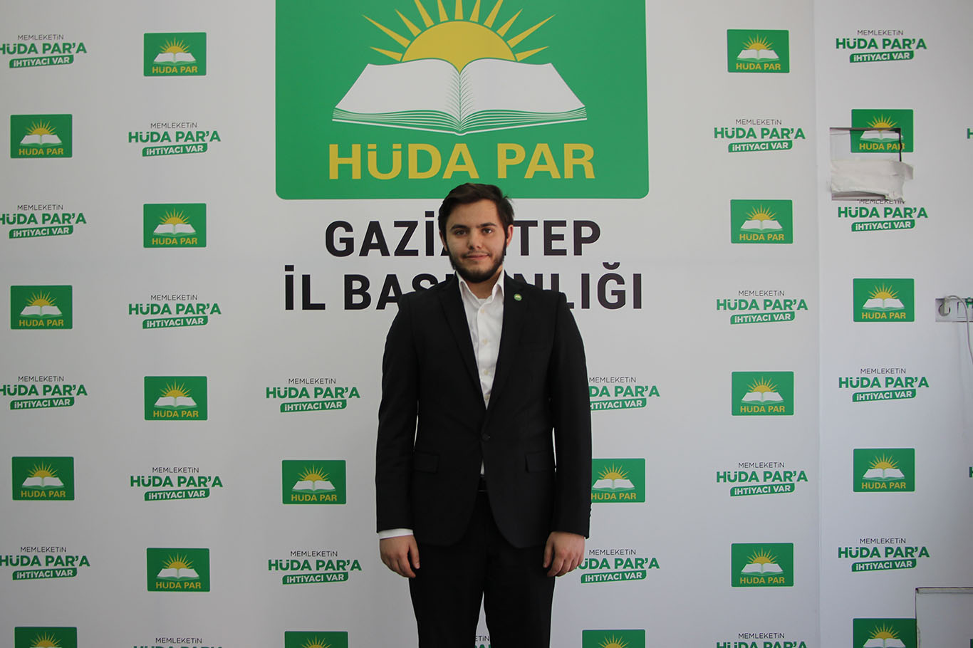 HÜDA PAR Gaziantep, iki ilçede gençlik kolları başkanlığında değişikliğe gitti