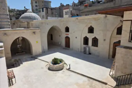 Şanlıurfa'da tarihî Mahmutpaşa Camii yeniden ibadete açılıyor