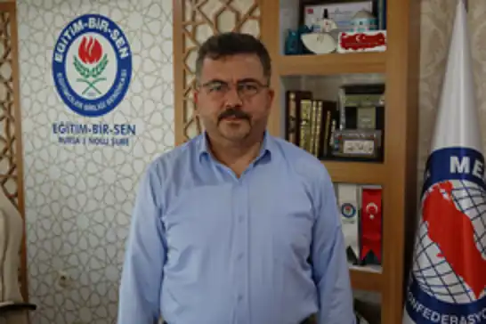 Acar: Öğretmenlere önlük teşvik edilmeli, zorunlu tutulmamalı