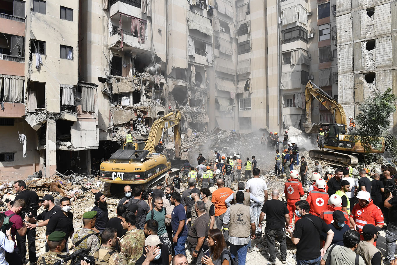 Siyonist rejimin Lübnan'a saldırılarında 8 bin 915 şehit, 30 bin 543 yaralı