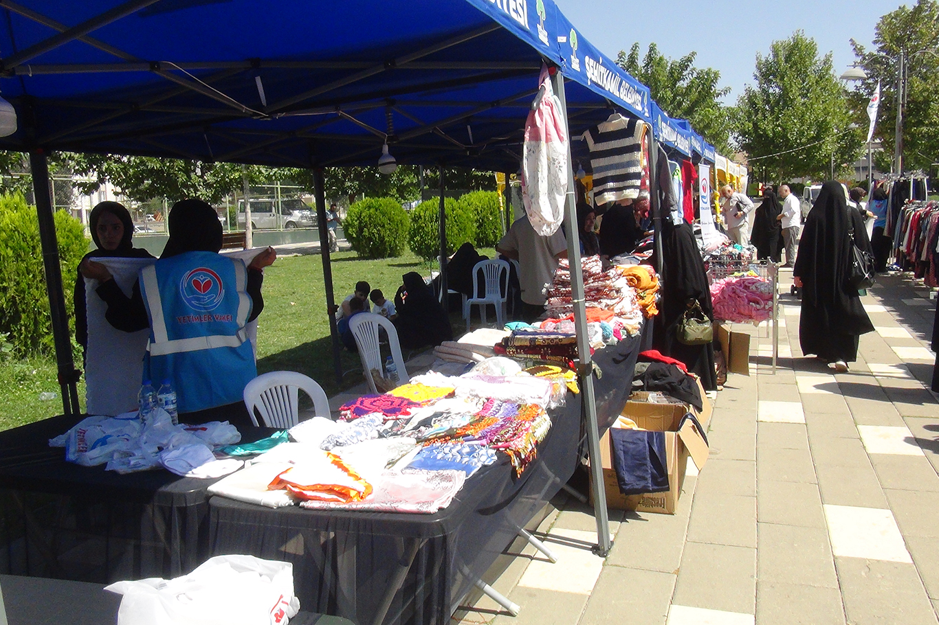 Gaziantep'te yetim çocuklar yararına kermes