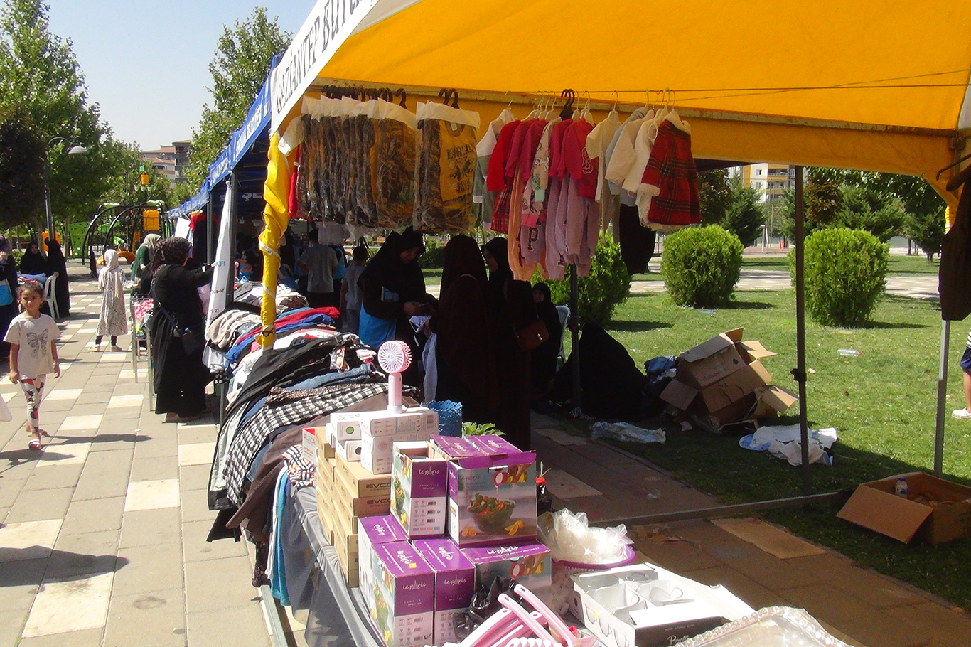 Gaziantep'te yetim çocuklar yararına kermes