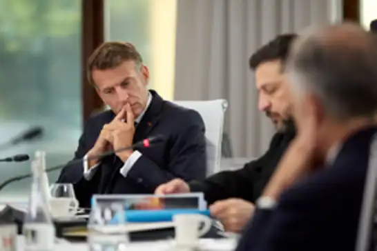 Macron ve Zelenskiy hava savunma sistemini görüştü