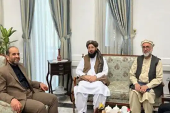 Afghan, Iranian officials seek solutions to challenges facing Afghan refugees   