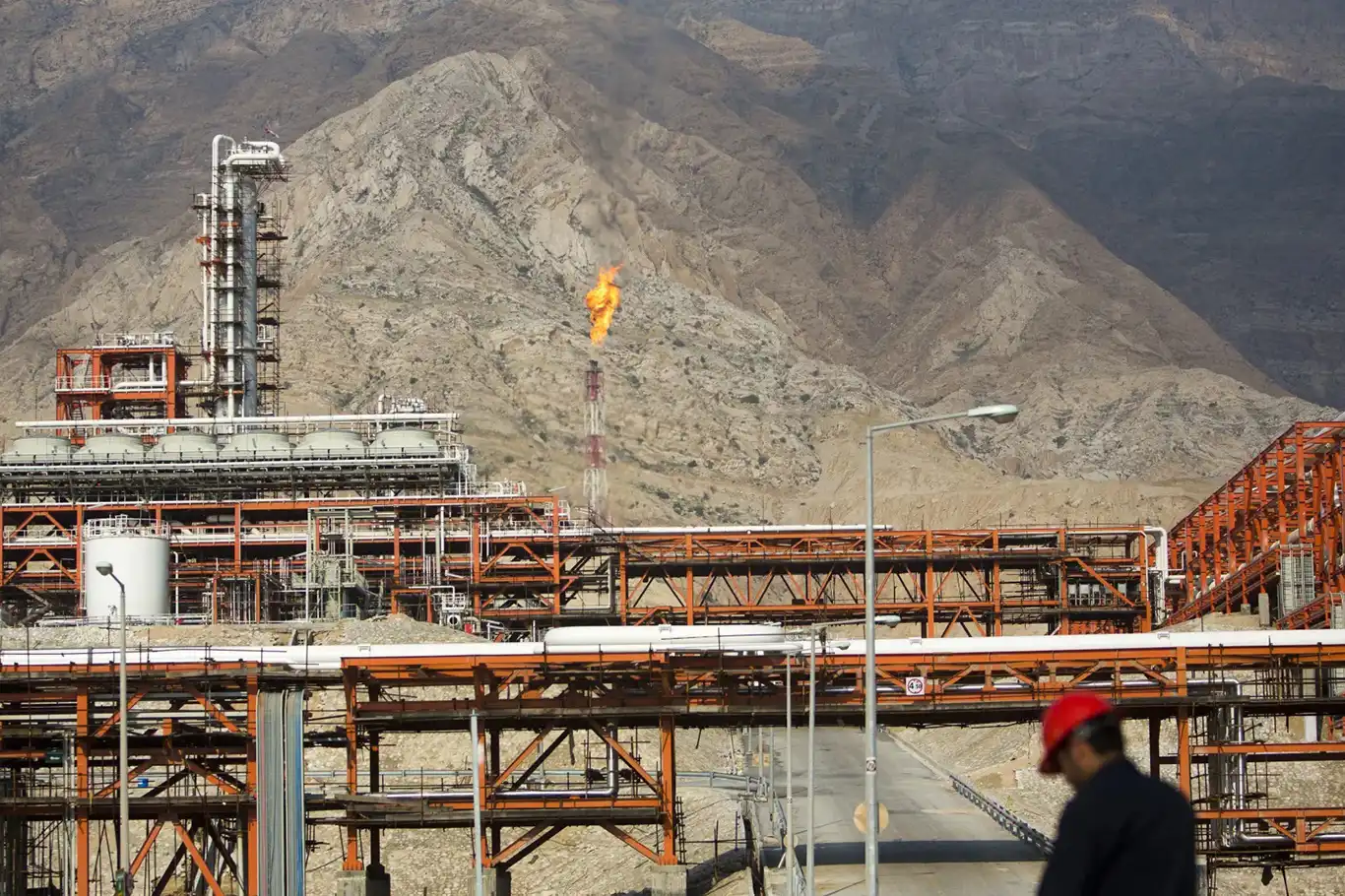 Iran discovers new natural gas reserves exceeding 7.5 trillion cubic feet