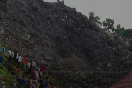 Garbage collapse at landfill kills 30 in Guinea